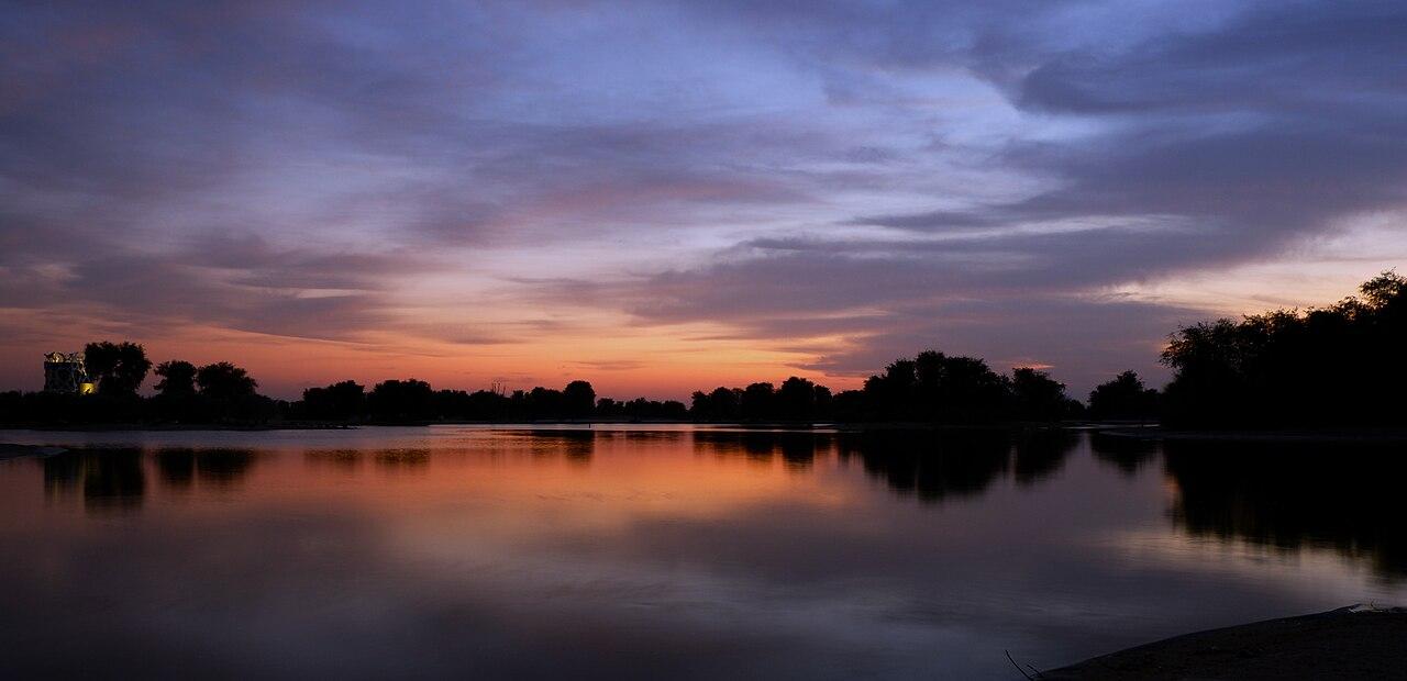Al Qudra Lakes & Love Lake